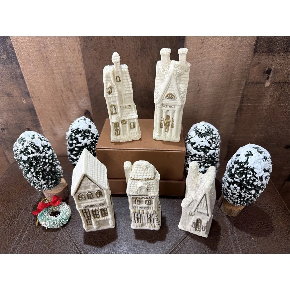 Miniature Ceramic White Gold Trim Village Houses Glitters Lot of 5 Vintage Trees